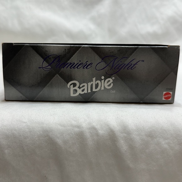 Barbie - Picture 3 of 8